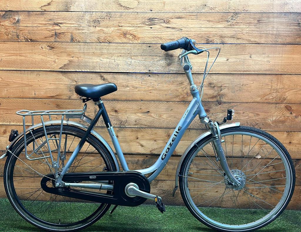 Gazelle Orange 7v 28inch 57cm