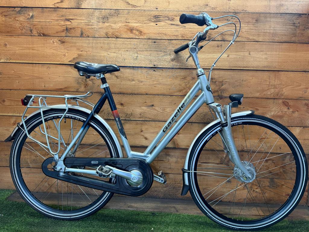 Gazelle Orange 8v 28inch 57cm