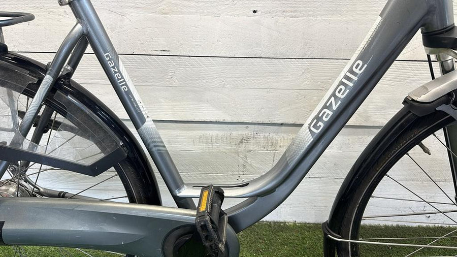 Gazelle orange v7 cm53 inch28