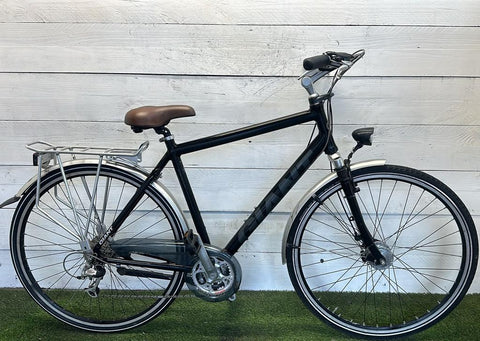 Giant Tourer