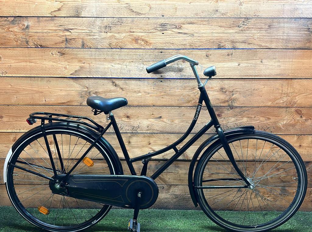 Grand 1888 28inch 54cm
