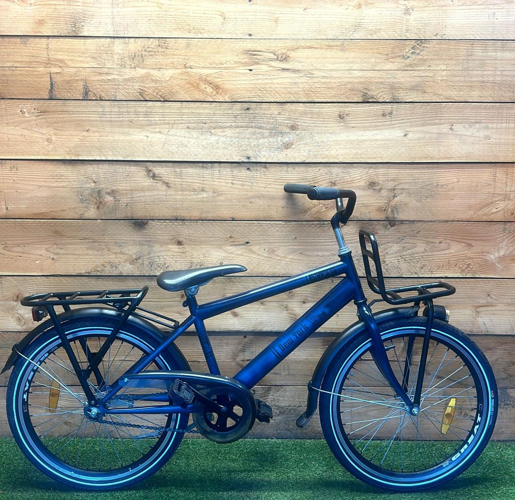 New York Jongensfiets 22inch 35cm