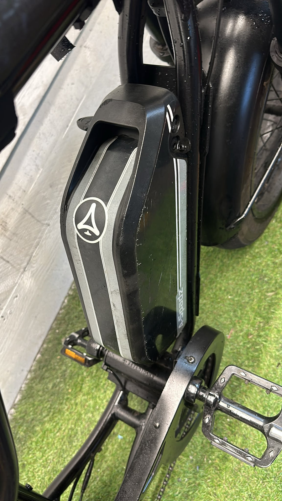 A-Spadz V8 Cavet Fatbike