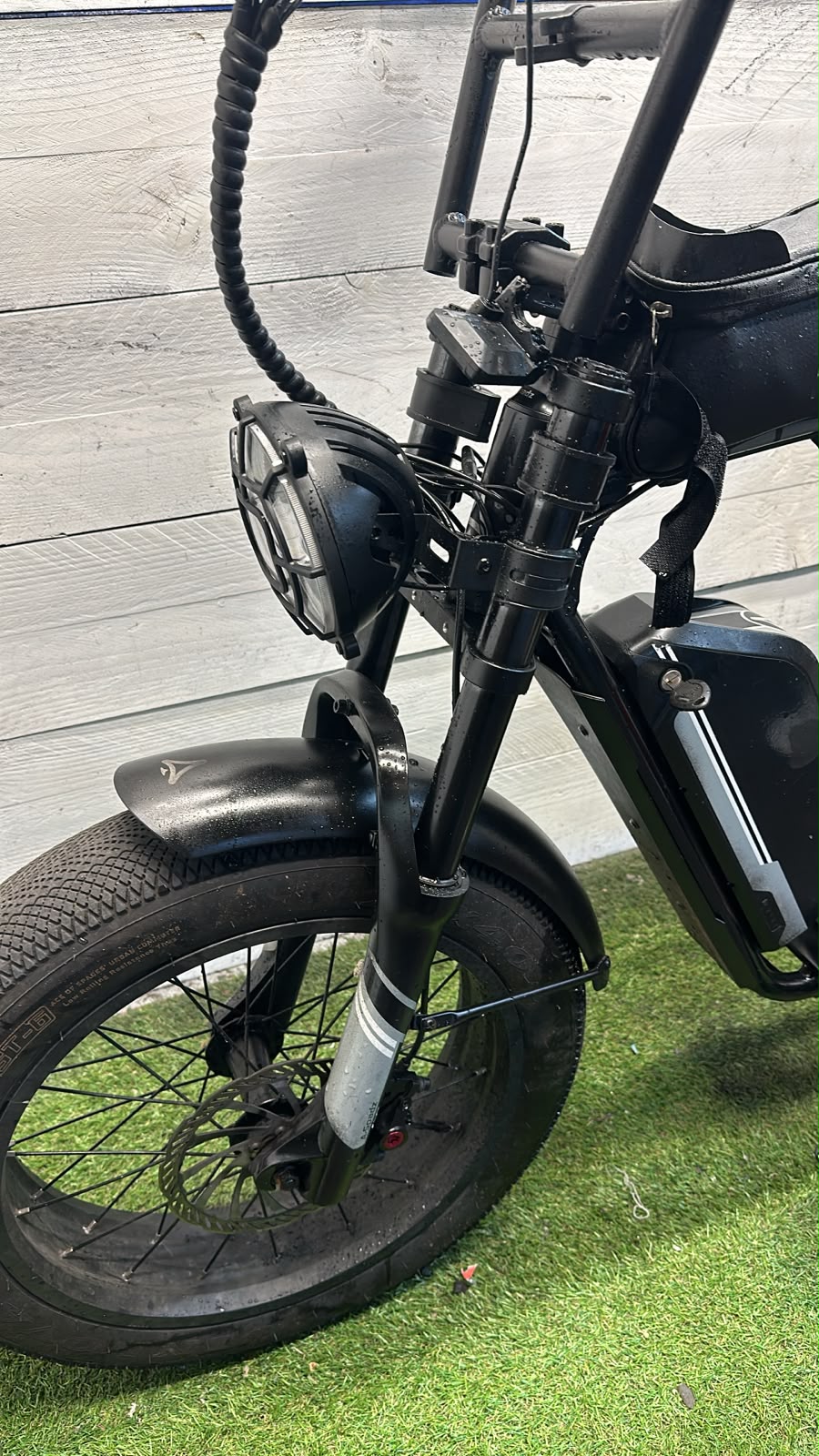 A-Spadz V8 Cavet Fatbike